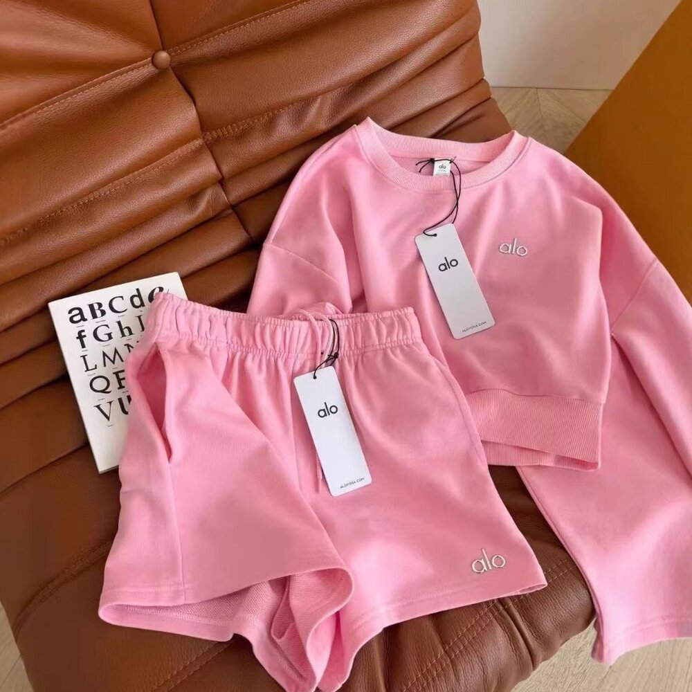 ALO Pink Long-Sleeve & Shorts Set — Size S